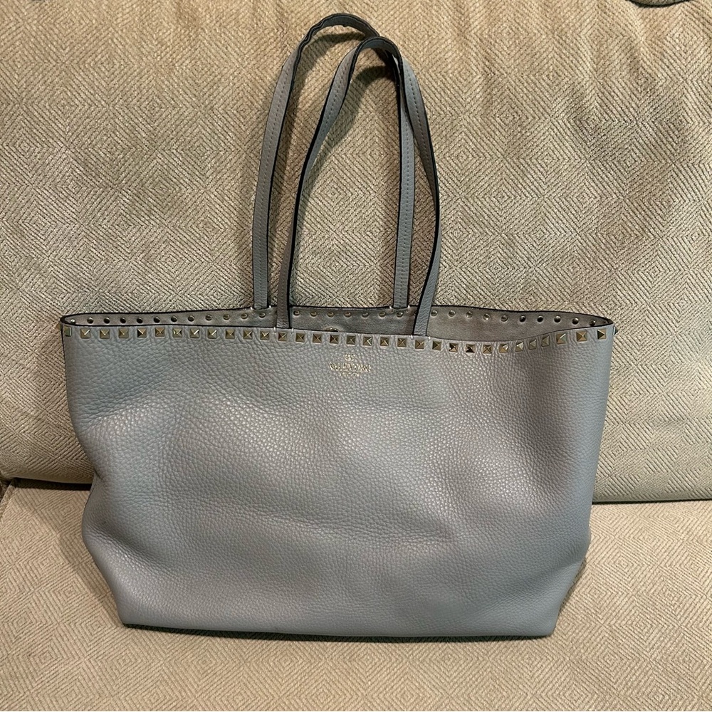 Valentino Garavani Rockstud calf leather tote bag made in Italy